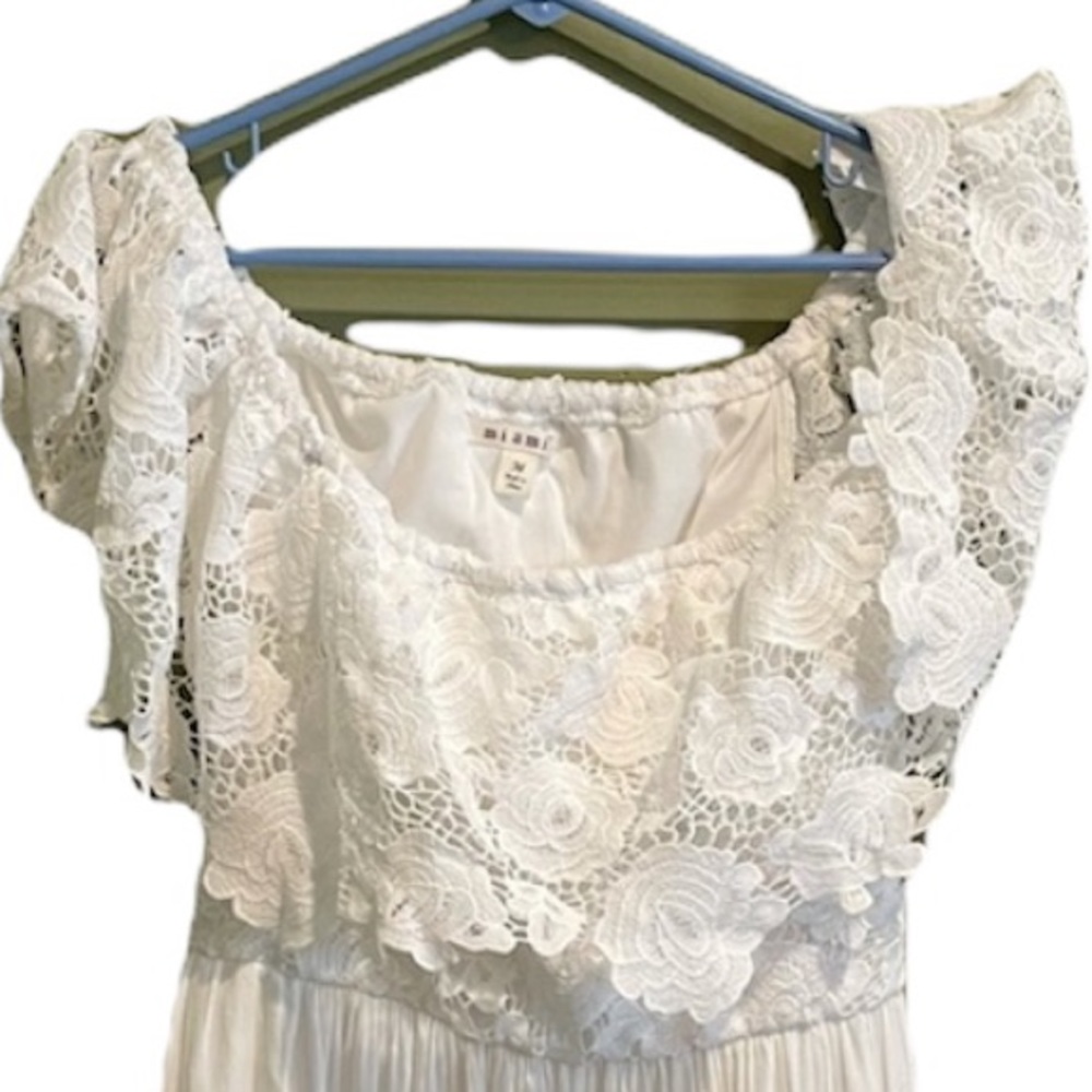 MIAMI (Francescas’s) WHITE DRESS Sz MEDIUM - Picture 3 of 7